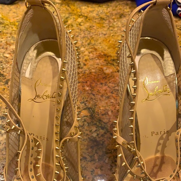 Christian Louboutin Gold Alarc Mini Spike Mesh - Picture 4 of 5